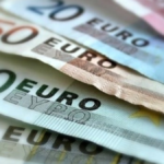 AB'ye Seyahat İçin Yeni Ücret: Birleşik Krallık Vatandaşları 20 Euro Ödeyecek