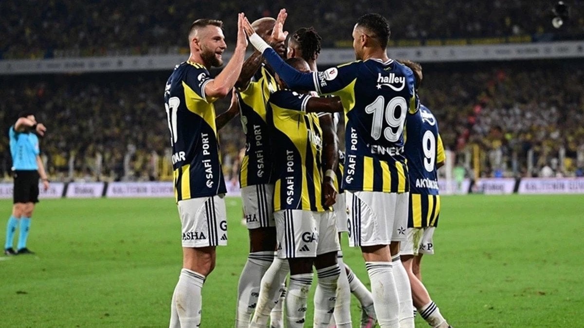 Alanyaspor - Fenerbahçe Maçı Ne Zaman, Saat Kaçta ve Hangi Kanalda Yayınlanacak