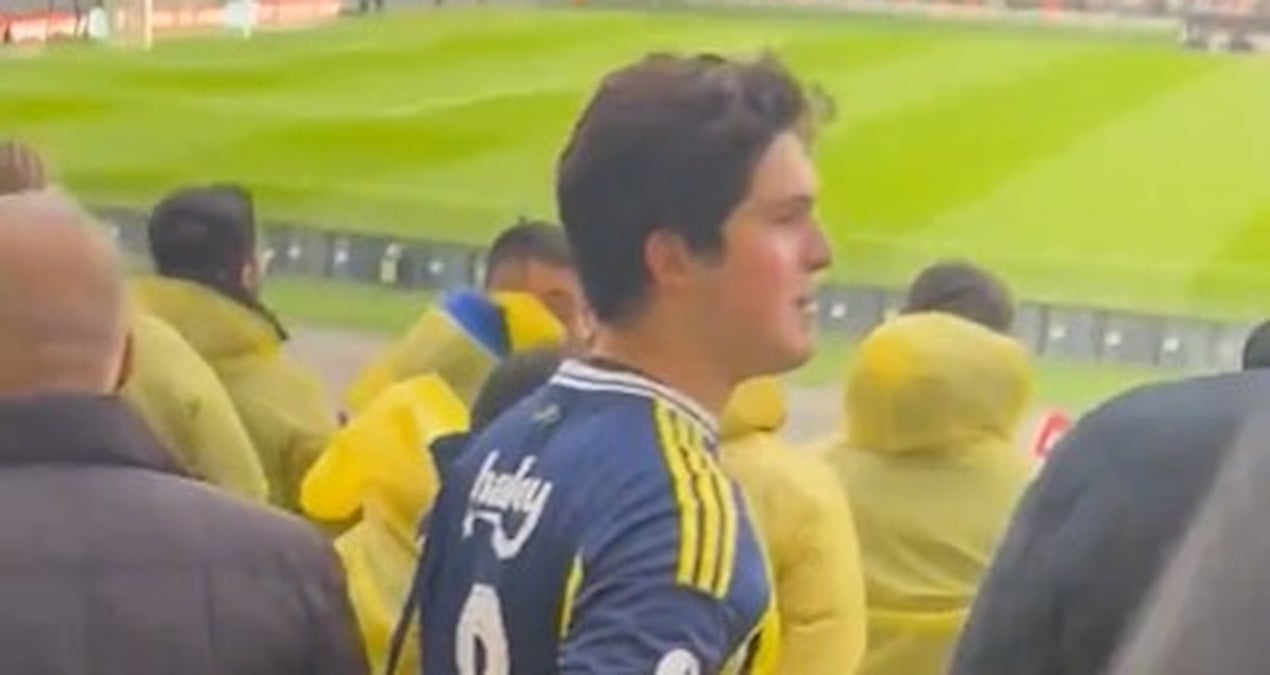 Ali Koç’un Oğlu Derbiye Mert Hakan Yandaş Formasıyla Geldi