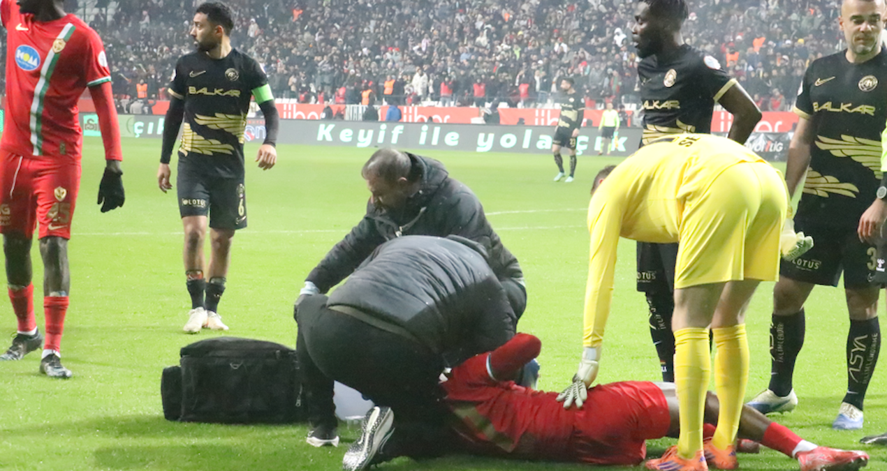 Amed'li futbolcu Daniel Moreno, maçta dirsek darbesiyle sakatlandı ve 25 dikiş atıldı