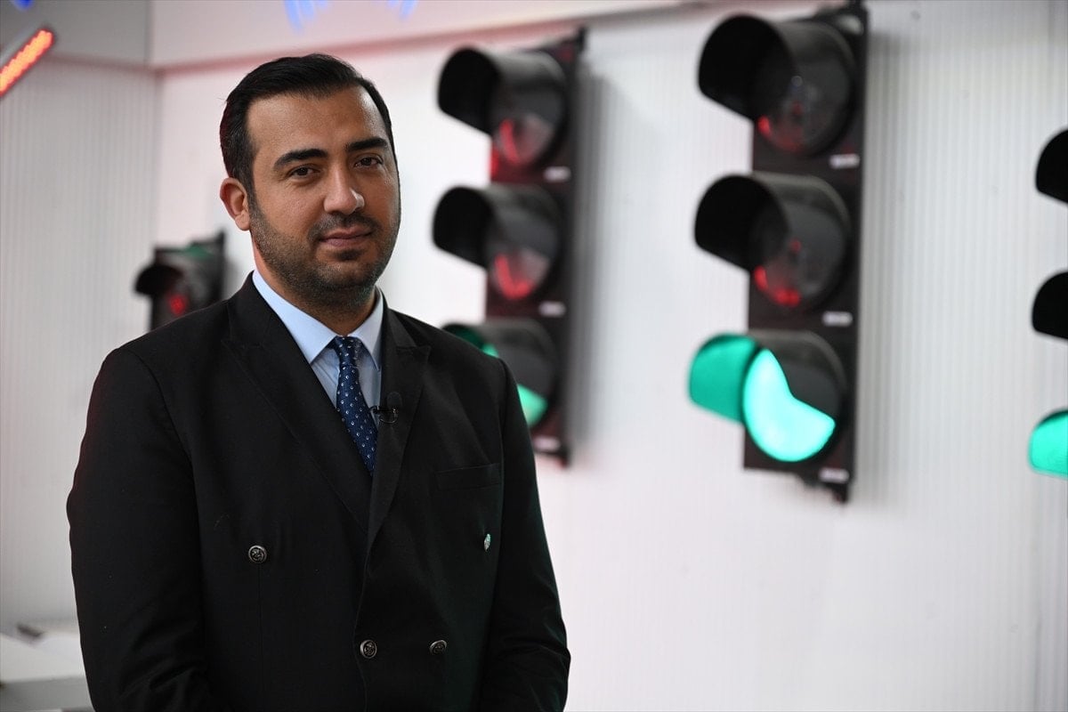 Ankara'da Trafik Sorunu Derinleşiyor: Çözüm Arayışları Yetersiz Kalıyor