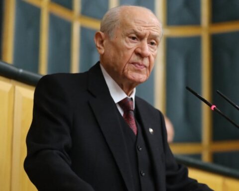 Bahçeli: İktidar Ortağı Değiliz, Emeklilerin Yanındayız