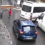 Bayrampaşa'da Çocuk, Ambulansın Geçişi İçin Trafiği Yönlendirdi