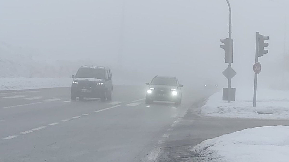 Bingöl'de Sis Nedeniyle Görüş Mesafesi Düştü, Sürücüler Dikkatli Olmalı