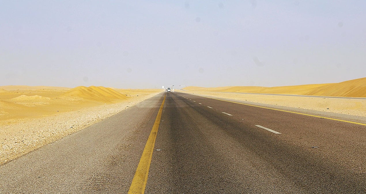 Dünyanın En Uzun Düz Yolu Suudi Arabistan'da Açıldı