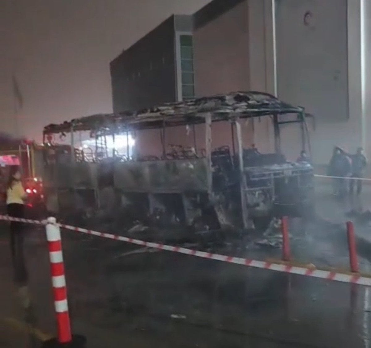 Edirne'de Yolcu Otobüsünde Yangın: Sebep Araştırılıyor