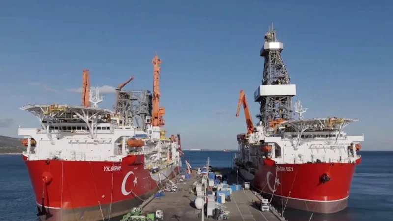 Enerji Bakanı Bayraktar, Yeni Sondaj Gemileriyle Türkiye'nin Enerji Hedeflerine İlerliyor