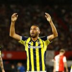 Fenerbahçe, Cenk Tosun ile sözleşmeyi feshetti