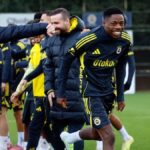 Fenerbahçe, Samsunspor'la Süper Kupa Yarı Finalinde Karşılaşıyor. Maç Saati ve Yayın Bilgileri.