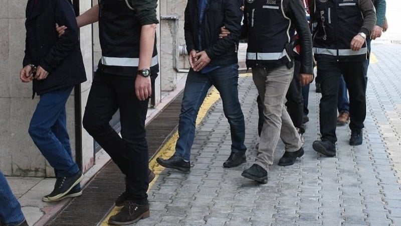 FETÖ operasyonunda 14 şüpheli tutuklandı, 51 kişi gözaltına alındı