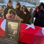Gökmen Özdenak, Galatasaraylıların Gözyaşlarıyla Uğurlandı