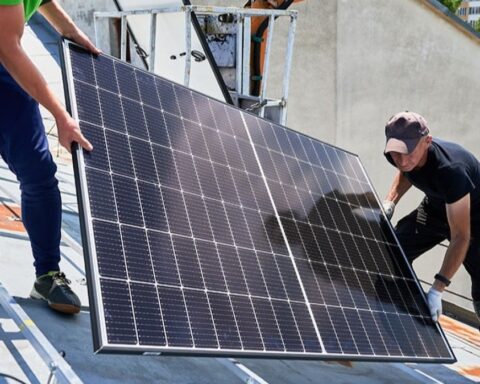 Güneş Enerjisiyle Çalışan Yenilikçi Sistem, Su Kıtlığına Çözümler Sunuyor