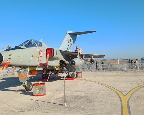 Hindistan, Eskimiş Jaguar Uçaklarını Yedek Parça Temini Amaçlı Topluyor
