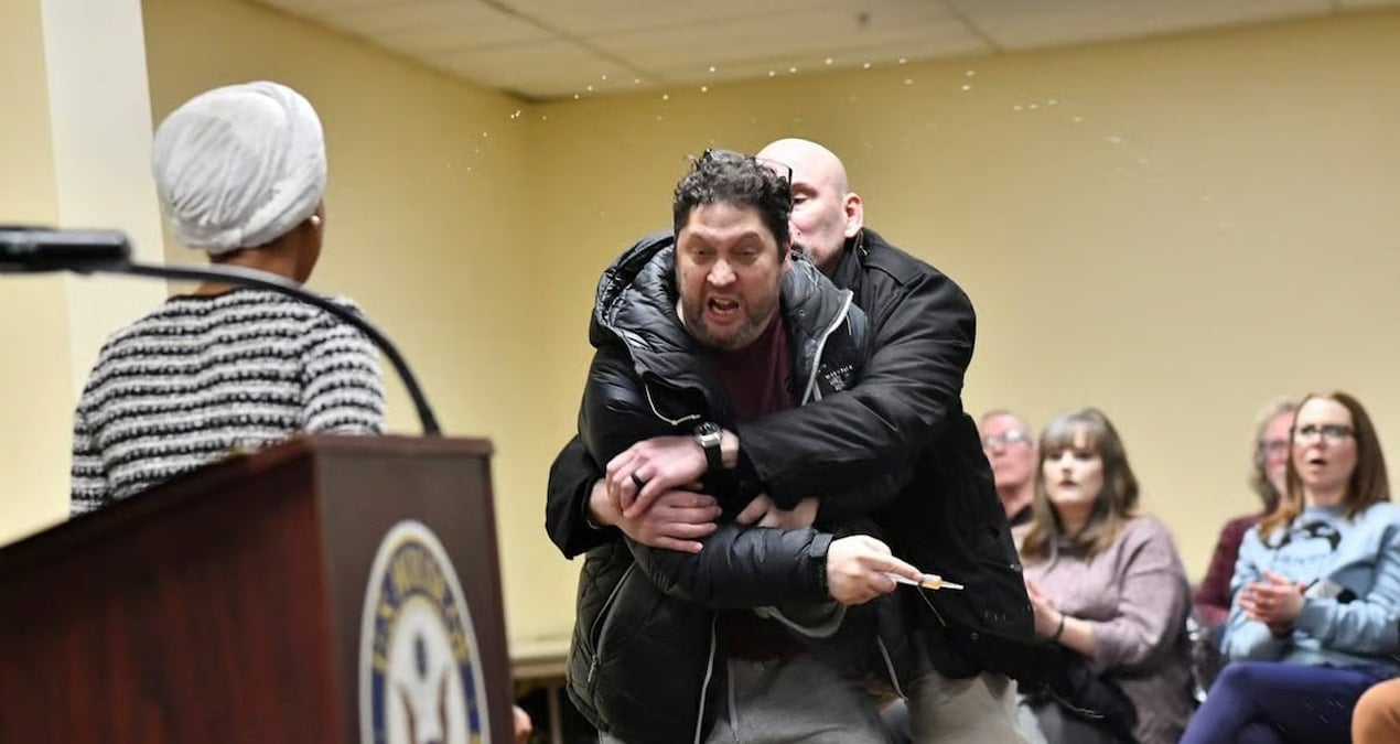 Ilhan Omar'a Saldırı: Sözde Provokasyonlar Cesareti Kırmayacak