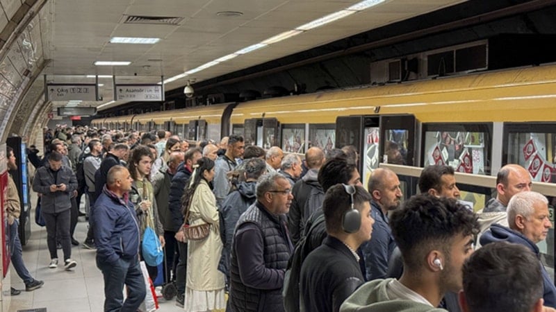 İstanbul'da M5 Metro Hattı 24-25 Ocak'ta Hizmet Vermeyecek