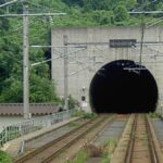 İsviçre’nin Yeni Demiryolu Hattı, 8 Şehri ve 2 Ülkeyi Birbirine Bağladı