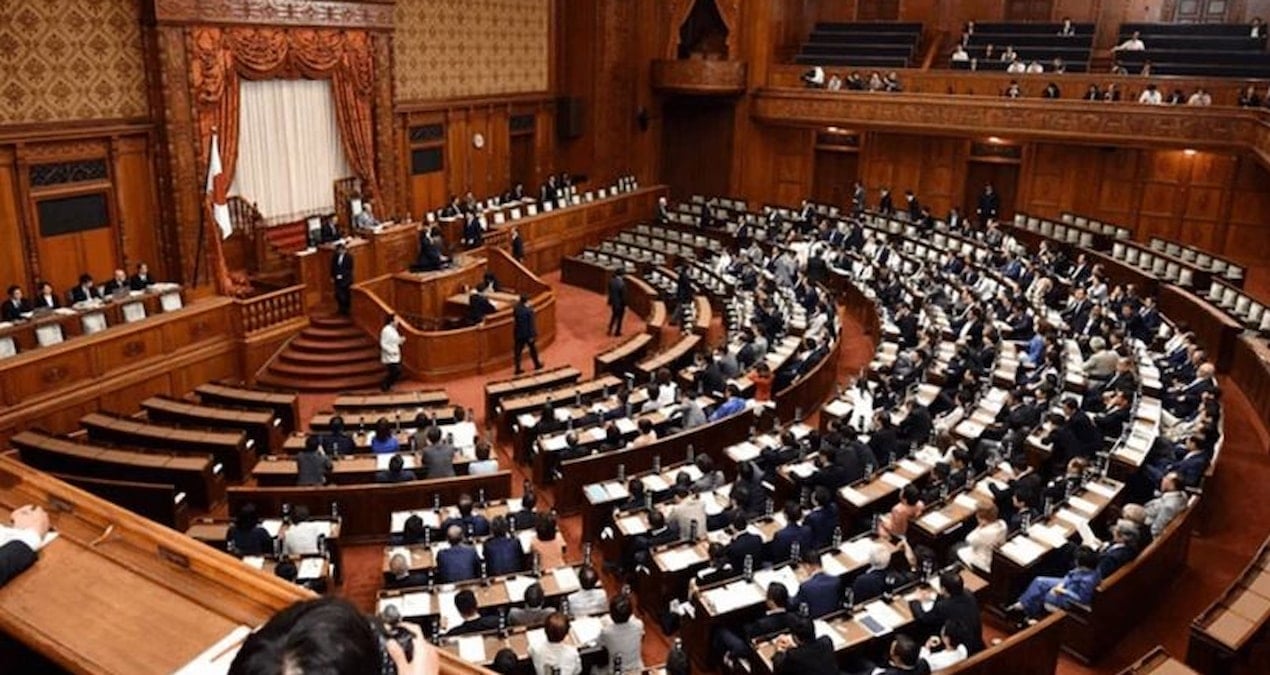 Kadın milletvekillerinden Meclis'te tuvalet yetersizliğine dilekçe başvurusu