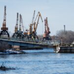 Kimyasal gübre yüklü mavna Tuna Nehri'nde battı, çevresel riskler artıyor