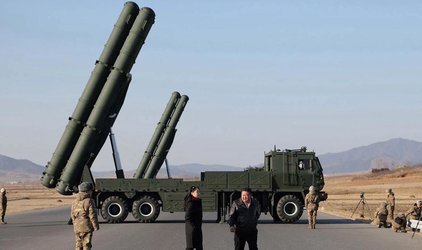 Kuzey Kore, Yeni Çoklu Roketatar Sistemini Aktif Hale Getirdi