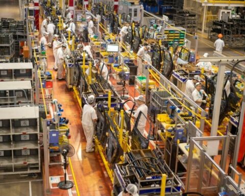 Renault, Eleketrikli Araç Birimi Ampere’yi Tasfiye Kararı Aldı