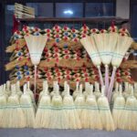 Sakarya'da Geleneksel Ot Süpürgeleri Teknolojiye Direniyor