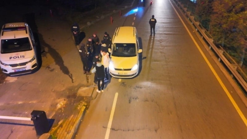 Sarıyer'de yılbaşı tedbirleri kapsamında yoğun güvenlik denetimi gerçekleştirildi