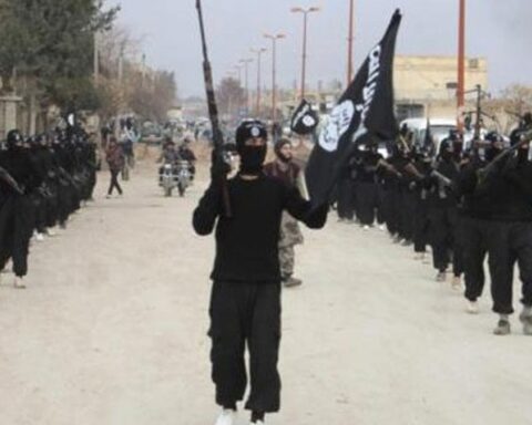 Şeddadi'deki IŞİD'li Teröristlerin Yakalanması ve Suriye Ordusu'nun Operasyonu