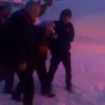 Siirt’te Yoğun Kar Nedeniyle Hastaya Ulaşmak İçin Ekipler Seferber Oldu