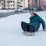 Soğuk Hava Dalgası Üzerine İngiltere'de 'Penguen Gibi Yürüyün' Uyarısı Yapıldı