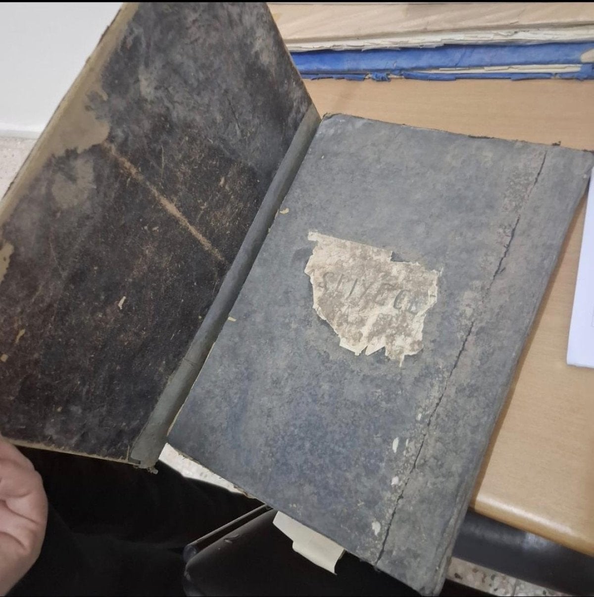 Sultan II. Abdülhamid Dönemine Ait Belgeler Osmanlı Arşivleri'ne Teslim Edildi