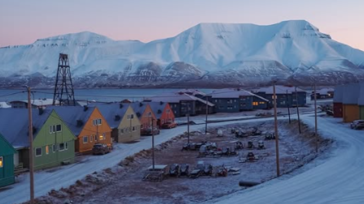 Svalbard'da Türklere vizesiz çalışma imkanı sunuldu