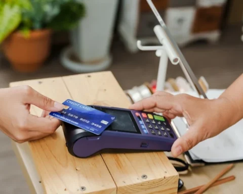 Temassız Ödemelerde Şifresiz İşlem Limiti 2 Bin 500 TL’ye Çıktı