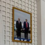 Trump ve Putin'in Fotoğrafı Beyaz Saray'da Sergileniyor