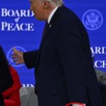 Trump'ın Moraran Eli, Uçakta Yaşadığı Kaza Sonucu Oldu