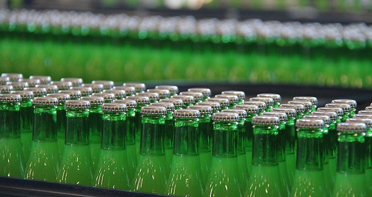 Waitrose, cam parçası riski nedeniyle maden suyu ürünlerini geri çağırdı