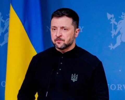 Zelenskiy, Kıbrıs'taki Türk Varlığını Görmezden Gelerek Rum Yönetimini Destekledi