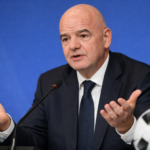 FIFA Başkanı Infantino, Rus takımlarına uluslararası turnuvalara dönüş için yasağın gözden geçirilmesini istedi