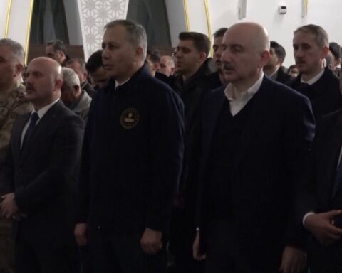 Adıyaman'da 6 Şubat depremlerinin anısına mevlit programı düzenlendi