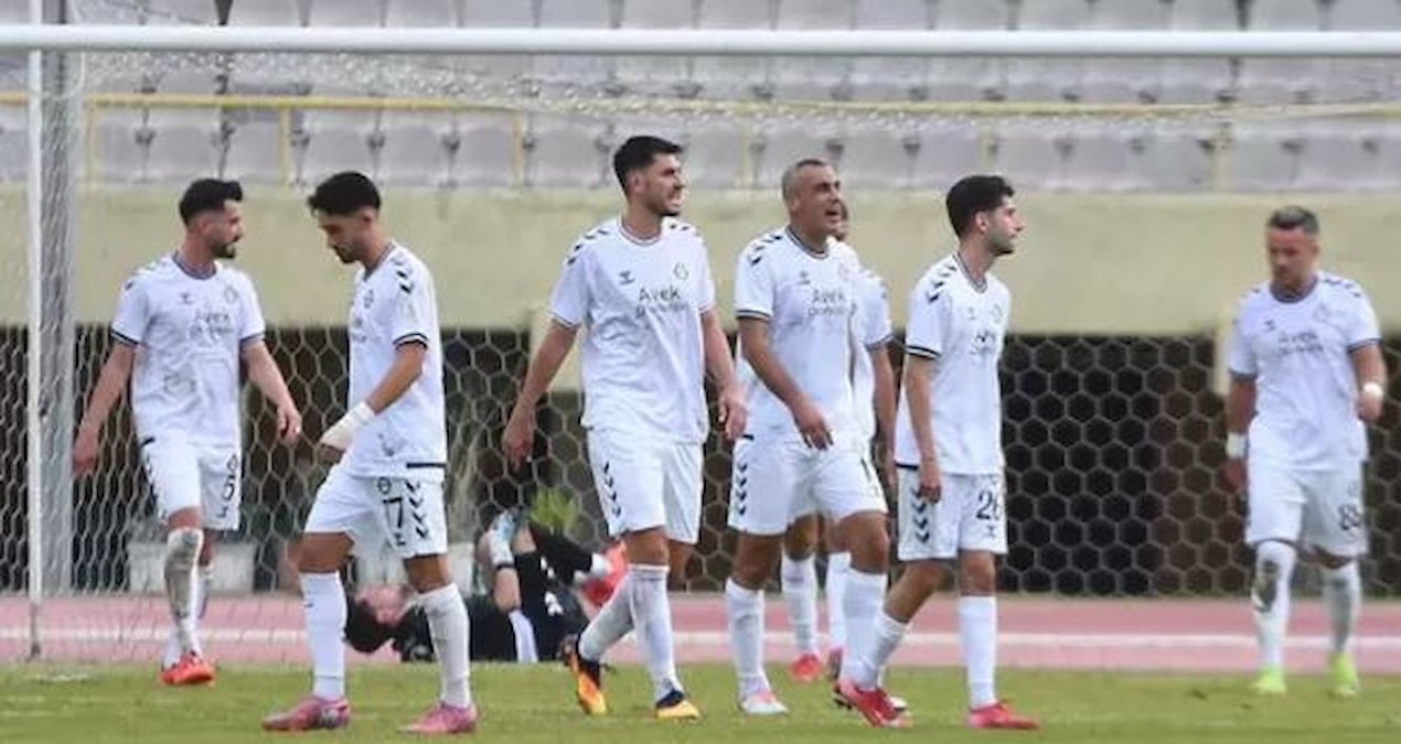 Altay, FIFA ile Yaşadığı Sorunlar Nedeniyle Küme Düşme Tehlikesiyle Karşı Karşıya