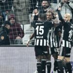 Beşiktaş, Göztepe'yi 4-0 mağlup ederek yenilmezlik serisini 12 maça çıkardı