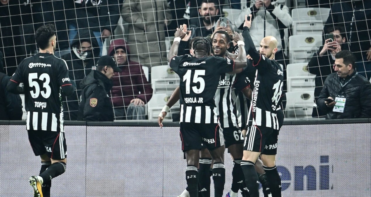 Beşiktaş, Göztepe'yi 4-0 mağlup ederek yenilmezlik serisini 12 maça çıkardı