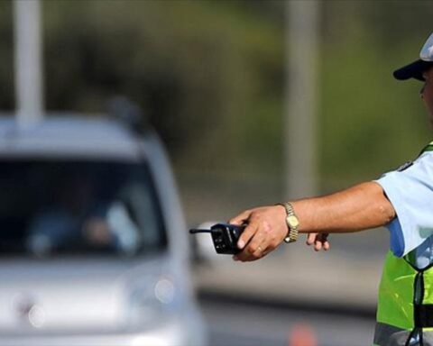 Burdur'da Asker Uğurlamasında Drift Yapan Sürücülere Büyük Ceza Verildi