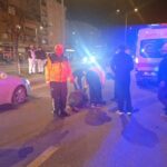 Bursa'da Motosikletin Çarptığı Yaya Hastaneye Kaldırıldı