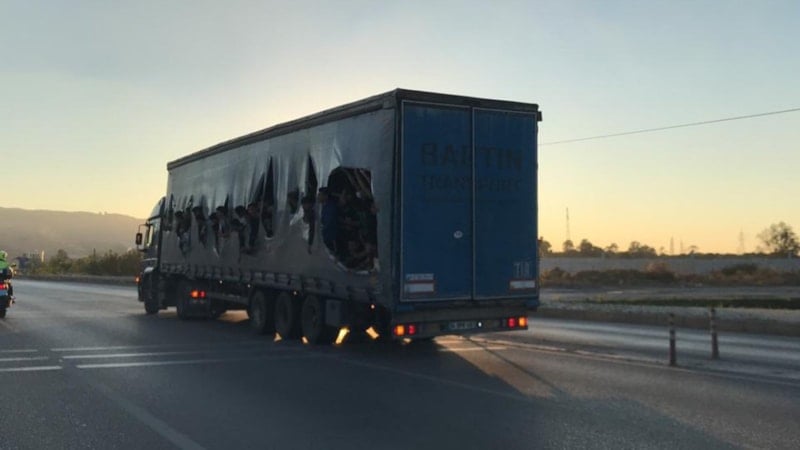 Düzce'de Göçmen Kaçakçılığı Operasyonunda Bir Kişi Hayatını Kaybetti