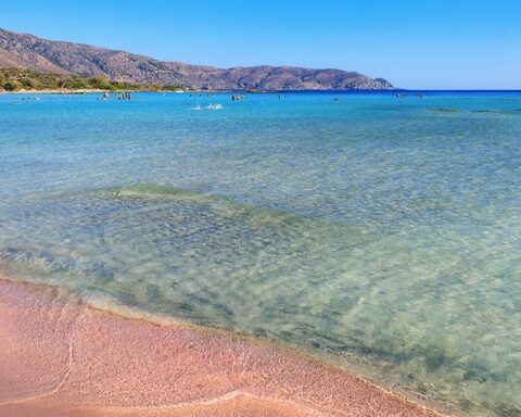 Elafonisi Plajı, Tripadvisor’un Anketinde Dünyanın En İyi İkinci Plajı Seçildi