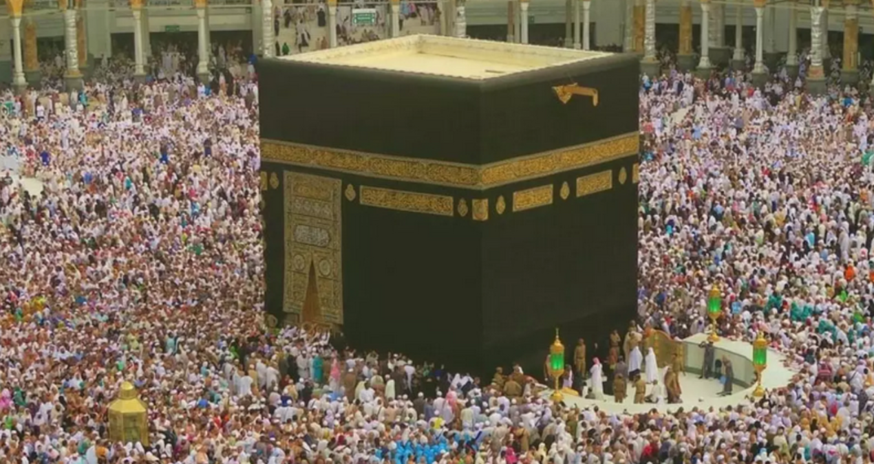 Epstein'e Kabe örtüsünden parçalar gönderildiği belgelerde yer aldı