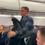 Erzurum'dan İstanbul'a giden uçakta yolcu rahatsızlanıp inmek istedi