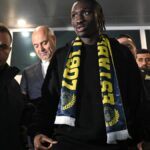 Fenerbahçe, Fransız Santrfor Sidiki Cherif'i İstanbul'a Getirdi