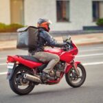 Finlandiya'da İşgücü Krizi: 20.000 Kişi Kurye Olmak İçin Bekliyor