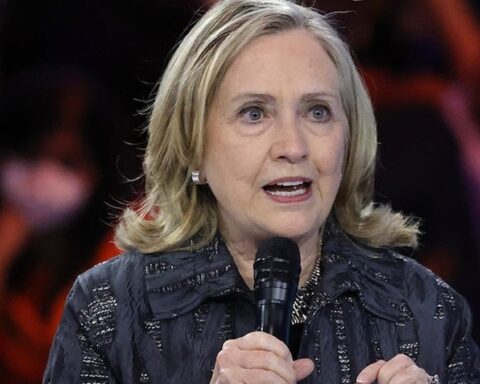 Hillary Clinton, Epstein ile olan ilişkisi hakkında ifade verdi